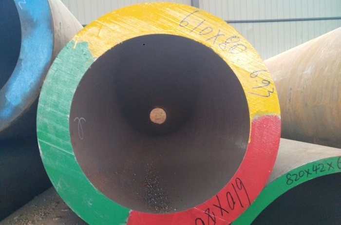 ASTM A335 P11 Alloy Steel Seamless Pipes