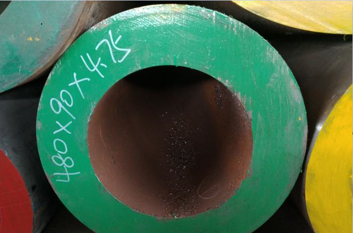 ASTM A335 P22 Alloy Steel Seamless Pipes